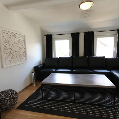 Apartment Josephine *